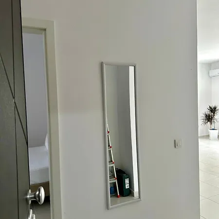 Kual Apartment Sarande