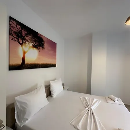 Kual * Саранда