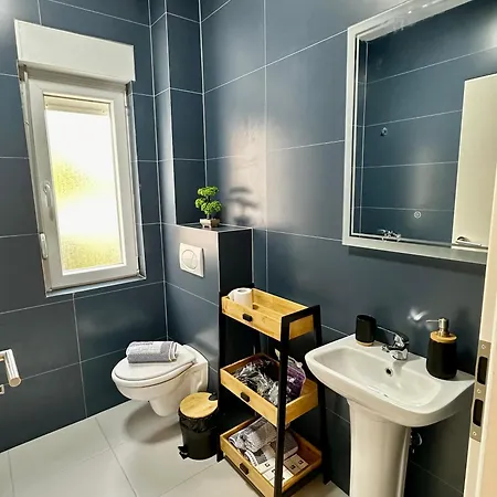 Kual Apartman Saranda